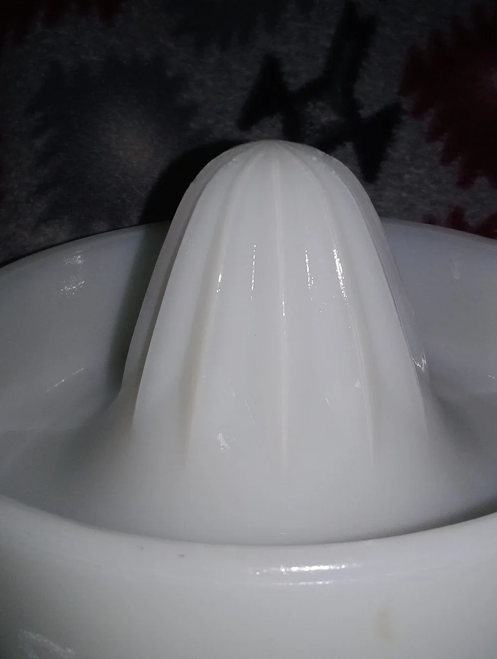 Vintage Sunkist Milk Glass Hand Juicer 8 1/8